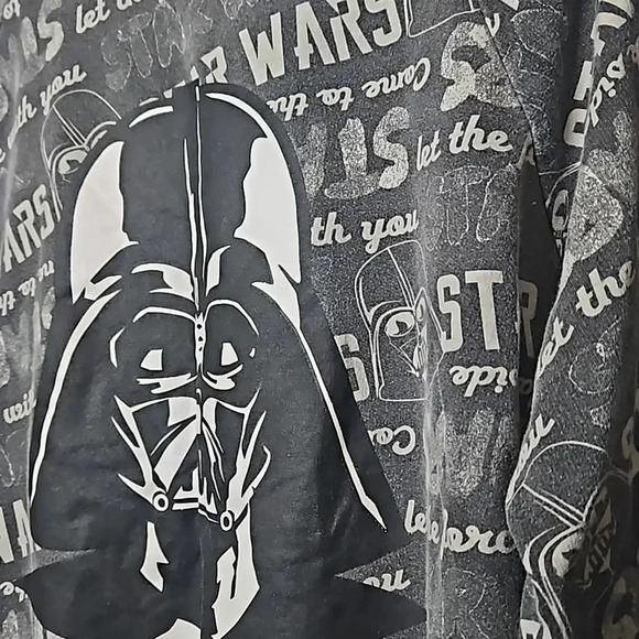 STAR WARS SWEATSHIRT - Picture 2 of 4